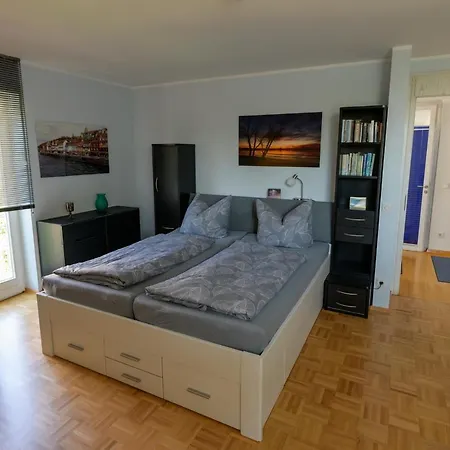 Stadthaus Seeblick E75 * フリードリヒスハーフェン