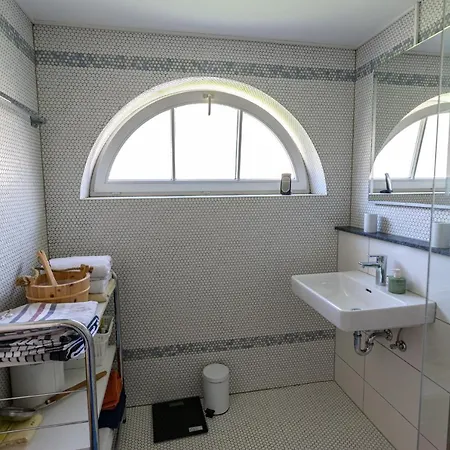 Stadthaus Seeblick E75 Apartment *